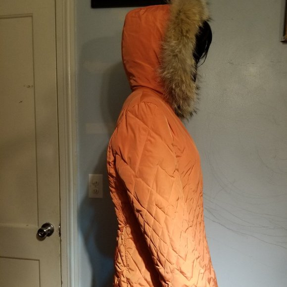 Orange peach, metalic sheen parka fur/feathe light - Picture 6 of 11